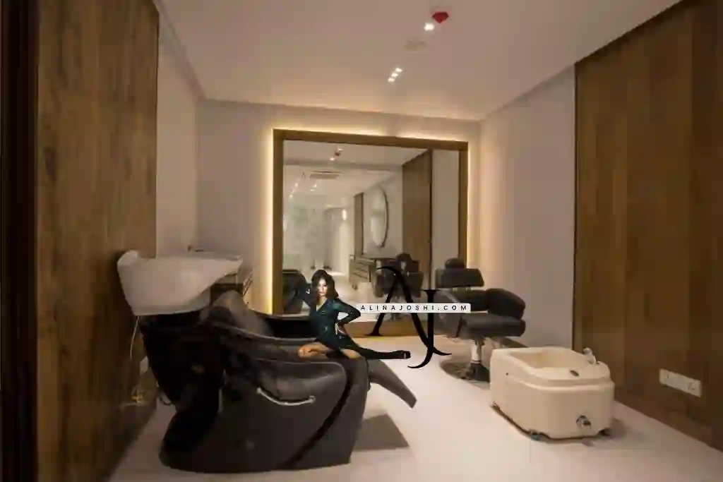 Escorts Service in Hyatt Regency